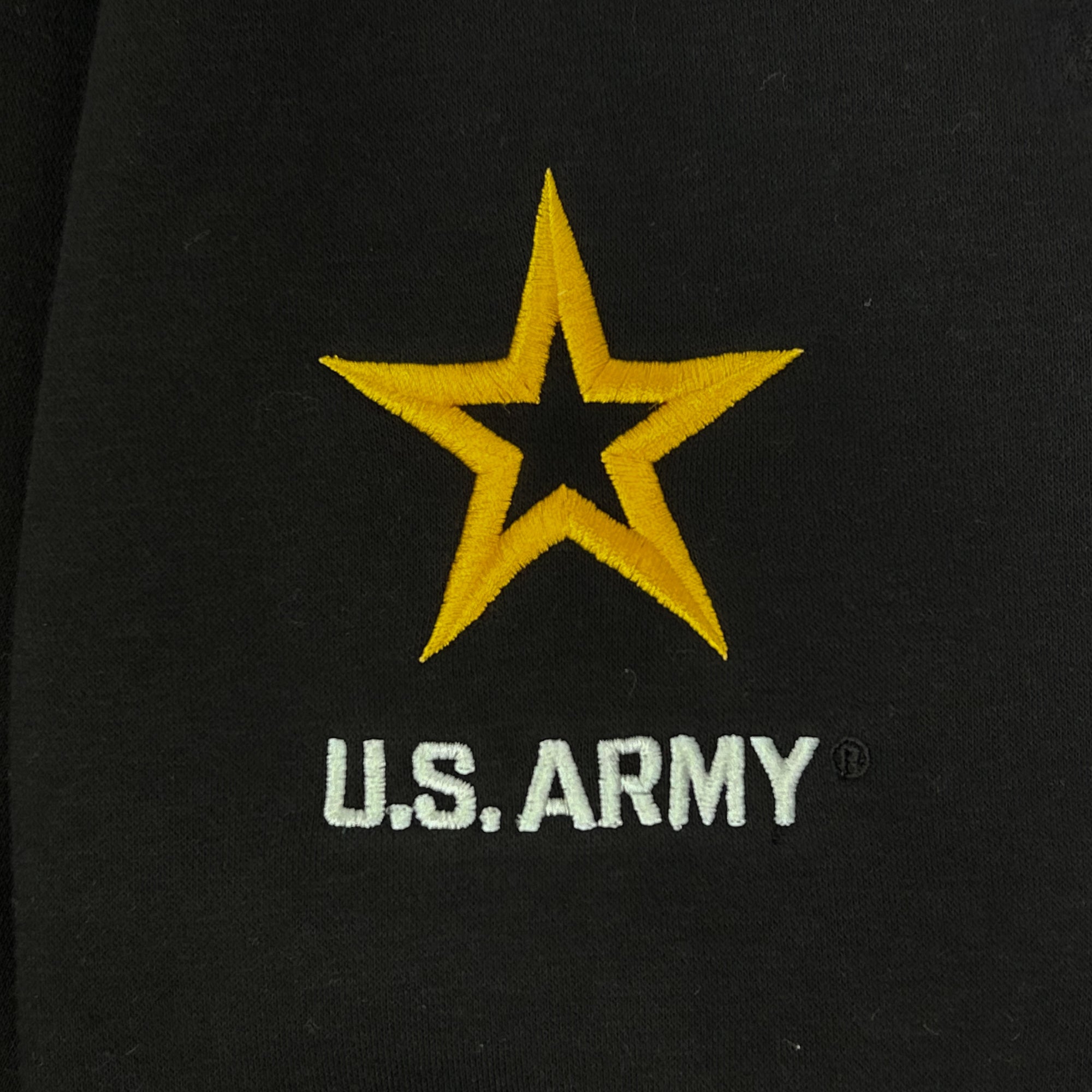 Army Star Tackle Twill Embroidered Raglan Fleece Crewneck (Black)